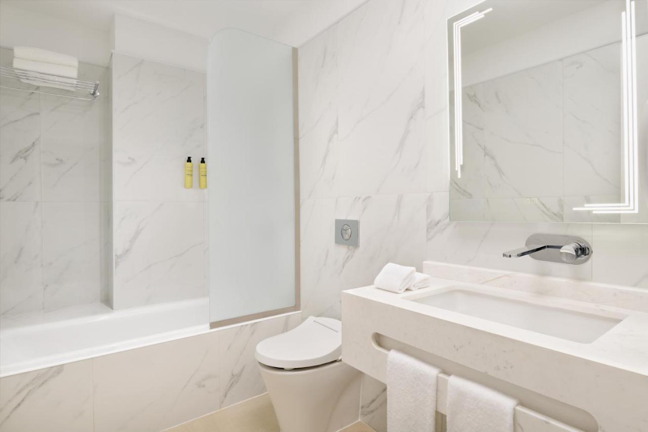 Element By Westin West Bay Doha Hotel ภายนอก รูปภาพ