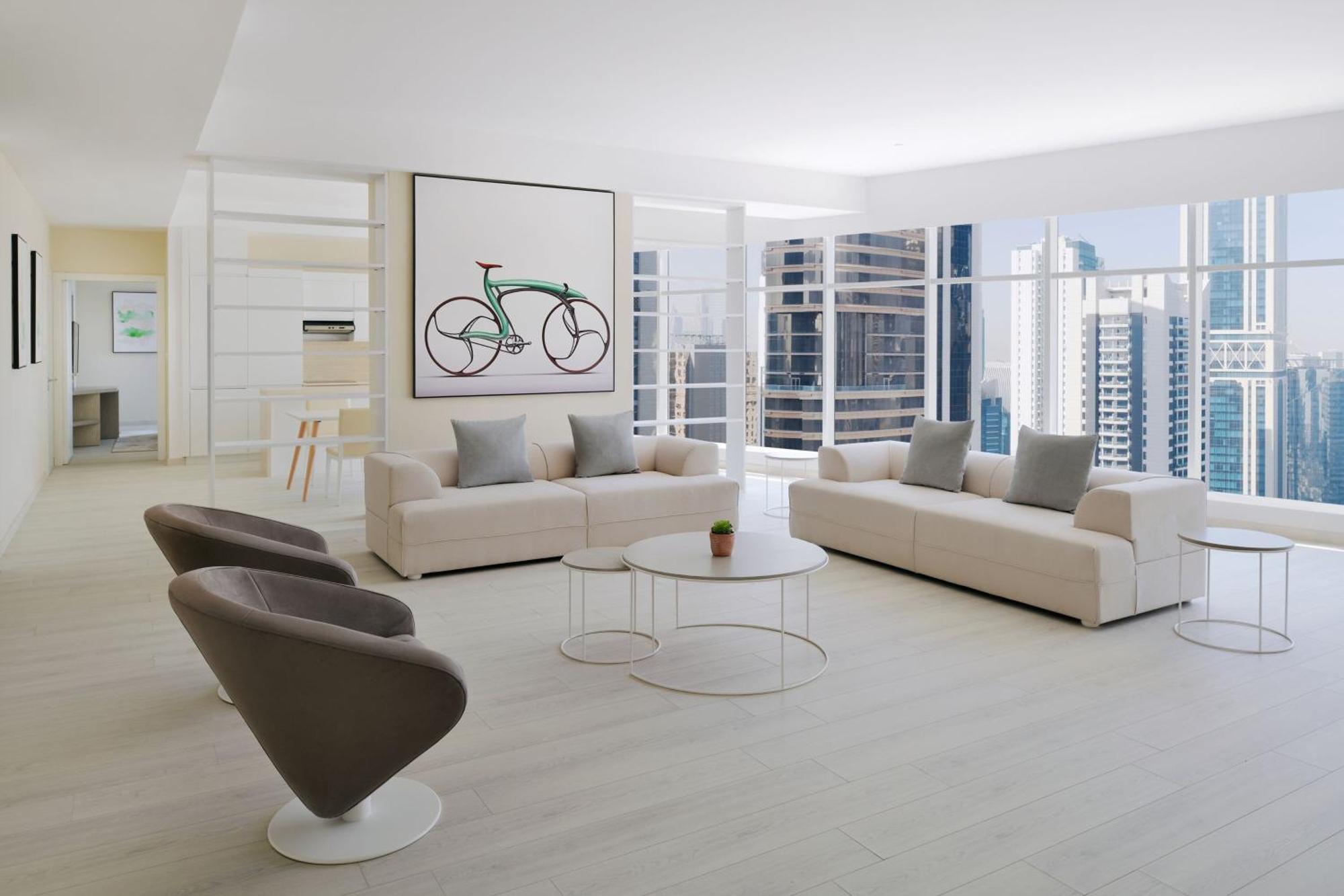 Element By Westin West Bay Doha Hotel ภายนอก รูปภาพ The interior of a typical condominium