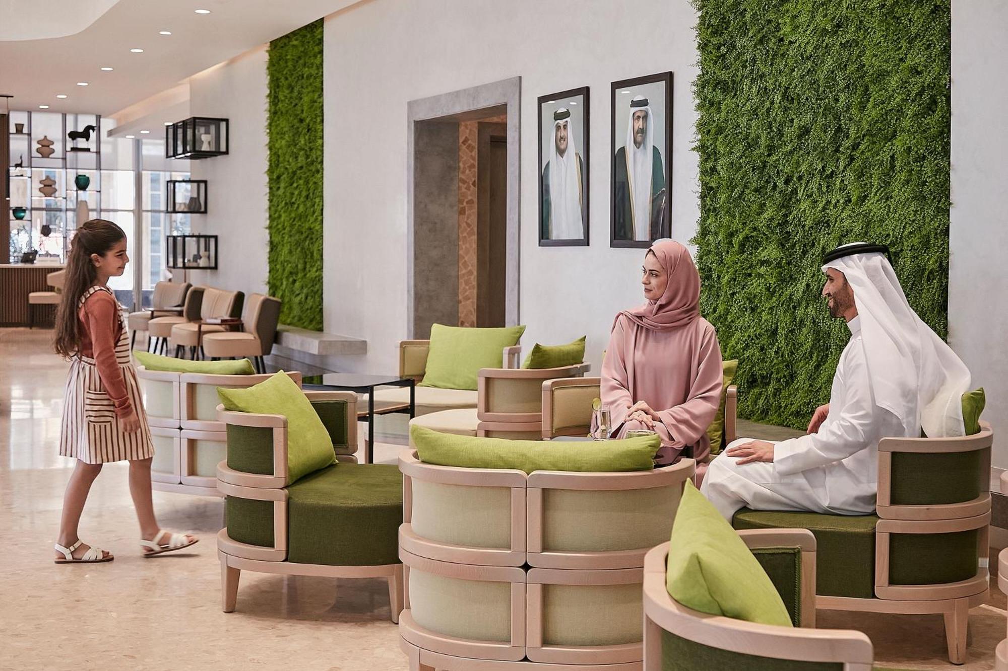 Element By Westin West Bay Doha Hotel ภายนอก รูปภาพ The lounge at the airport